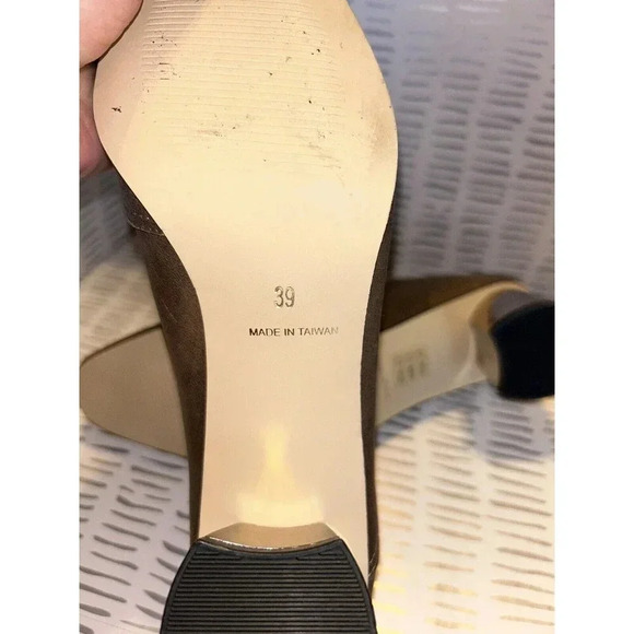 All Black Shoes Women's 8.5 EU 39 Beige‎ Leather Slip On Silver Metallic Heel - Picture 10 of 10